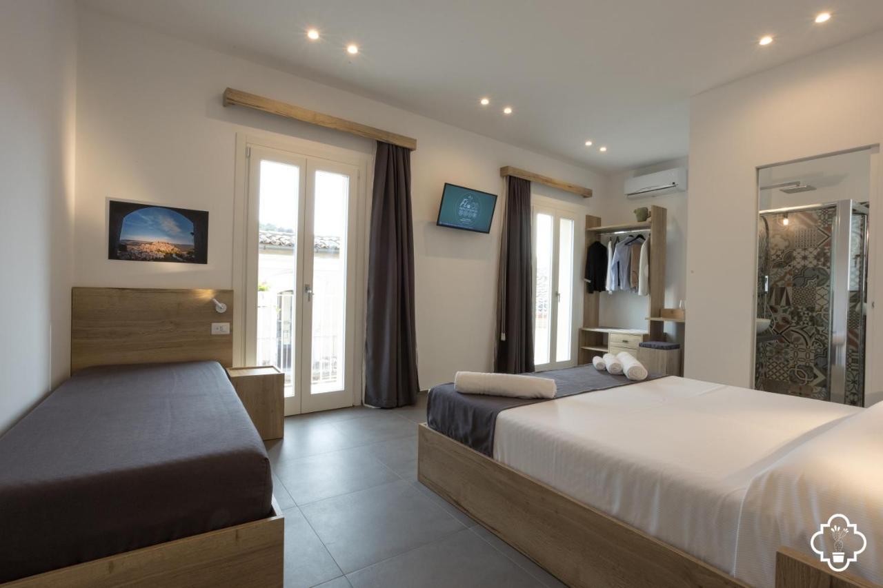 Fico - Finestra Contemporanea Hotel Ragusa Luaran gambar
